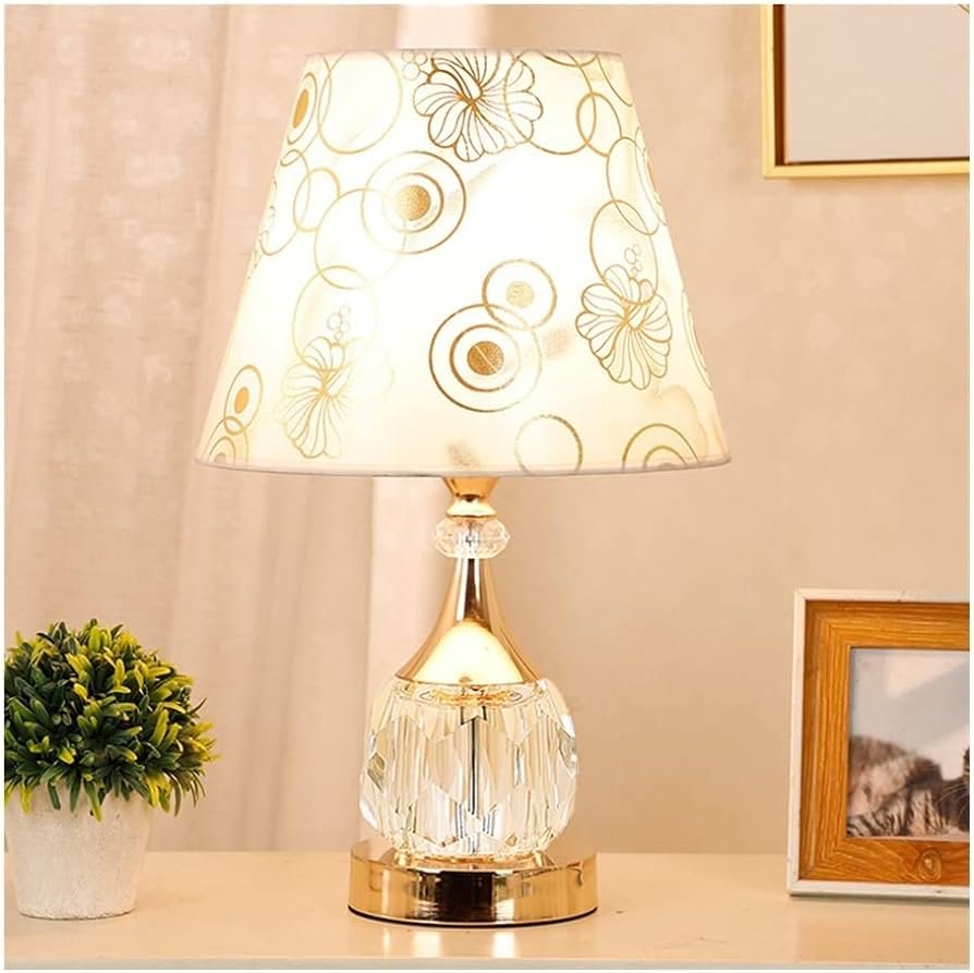 Lámparas de mesa en diferentes estilos decorativos
