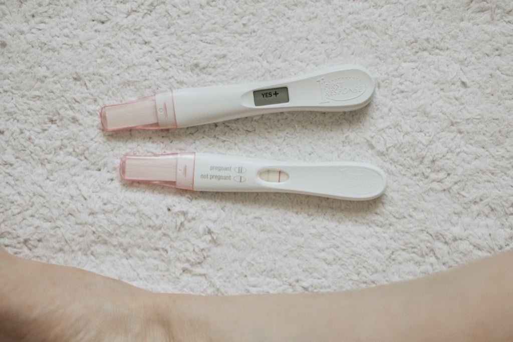 Embarazada con prueba de embarazo positiva