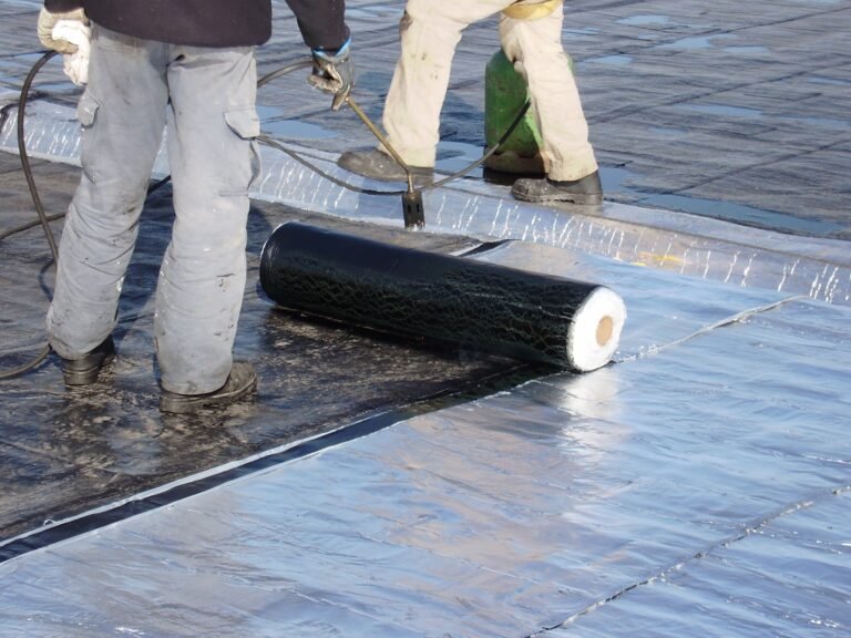Cómo impermeabilizar el techo de una casa paso a paso