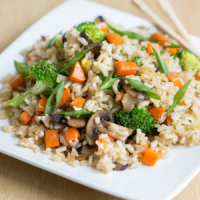 arroz-frito-chino-con-verduras-frescas