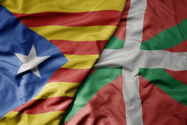 Qué representa la bandera catalana