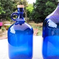botellas-de-vidrio-azul-para-agua