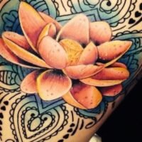 El significado de tatuarse una flor de loto en la jardinería personal