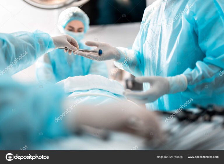 Qué hace una enfermera quirúrgica en el quirófano