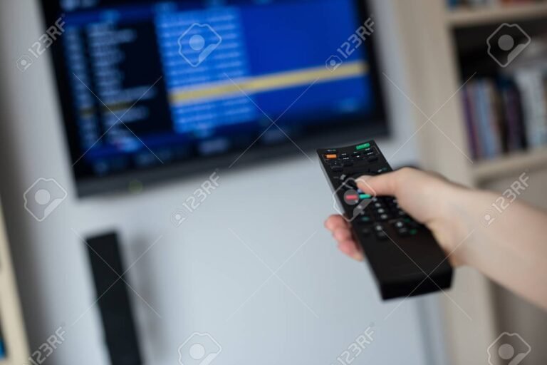 Cómo conectar un control remoto a la televisión