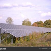 paneles-solares-en-un-paisaje-rural