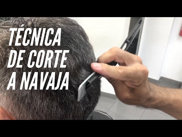 Cómo usar un peine con navaja para cortar cabello