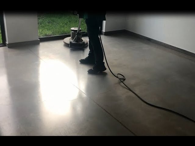 Cómo hacer que brille el piso de loseta de manera efectiva
