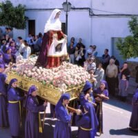 procesion-de-semana-santa-en-espana