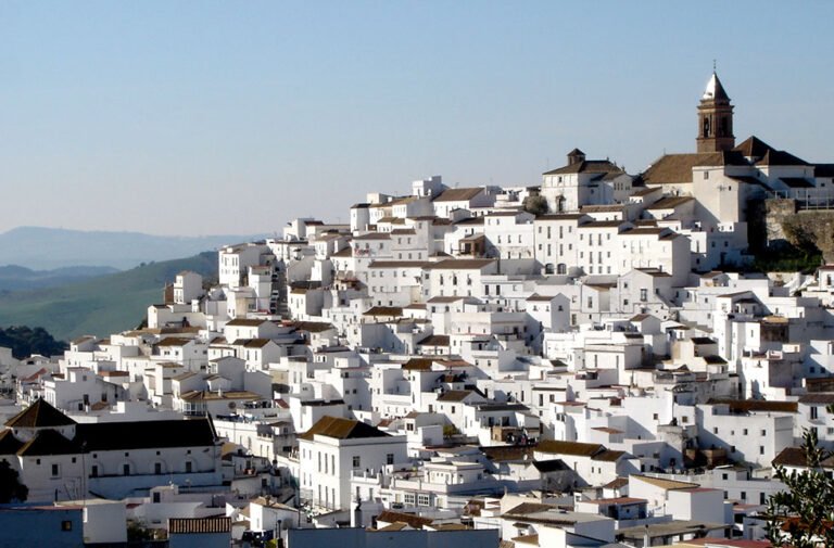Cuál es la mejor ruta por los Pueblos Blancos desde Sevilla