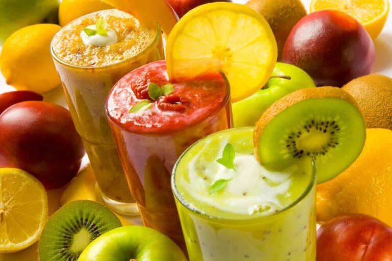 Cómo hacer una dieta a base de jugos de frutas y verduras